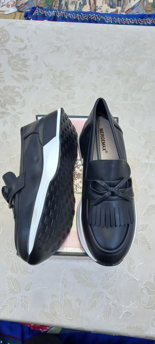 Женская обувь 38 размер