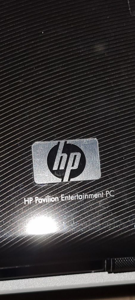 HP Pavilion DV8 18.4" screen Intel Core i7 1.6GHz **Fără baterie