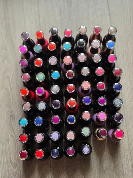 Vând 61 buc oje semipermanente Cupio NOI