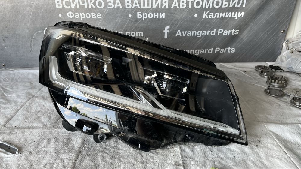 3 броя десен и ляв фар VW Multivan T6 (2019-2023)