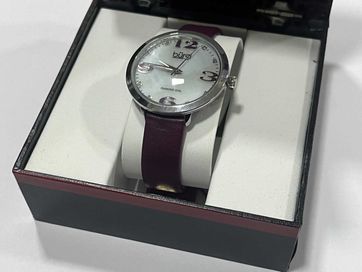 Продавам часовник Burgi BUR119