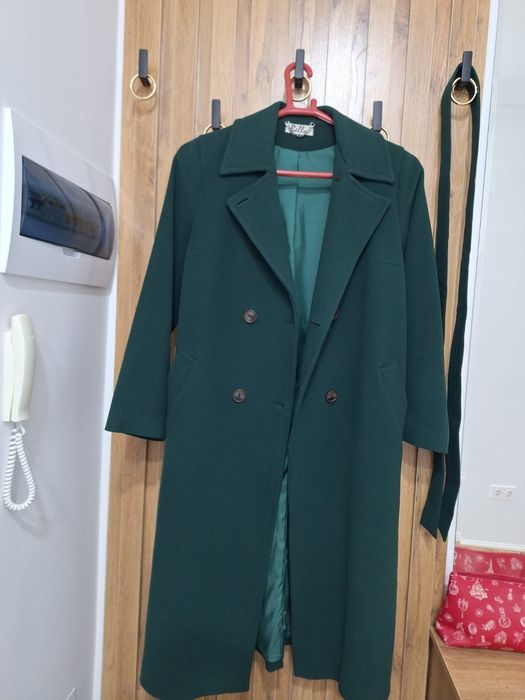 Продается стильное пальто