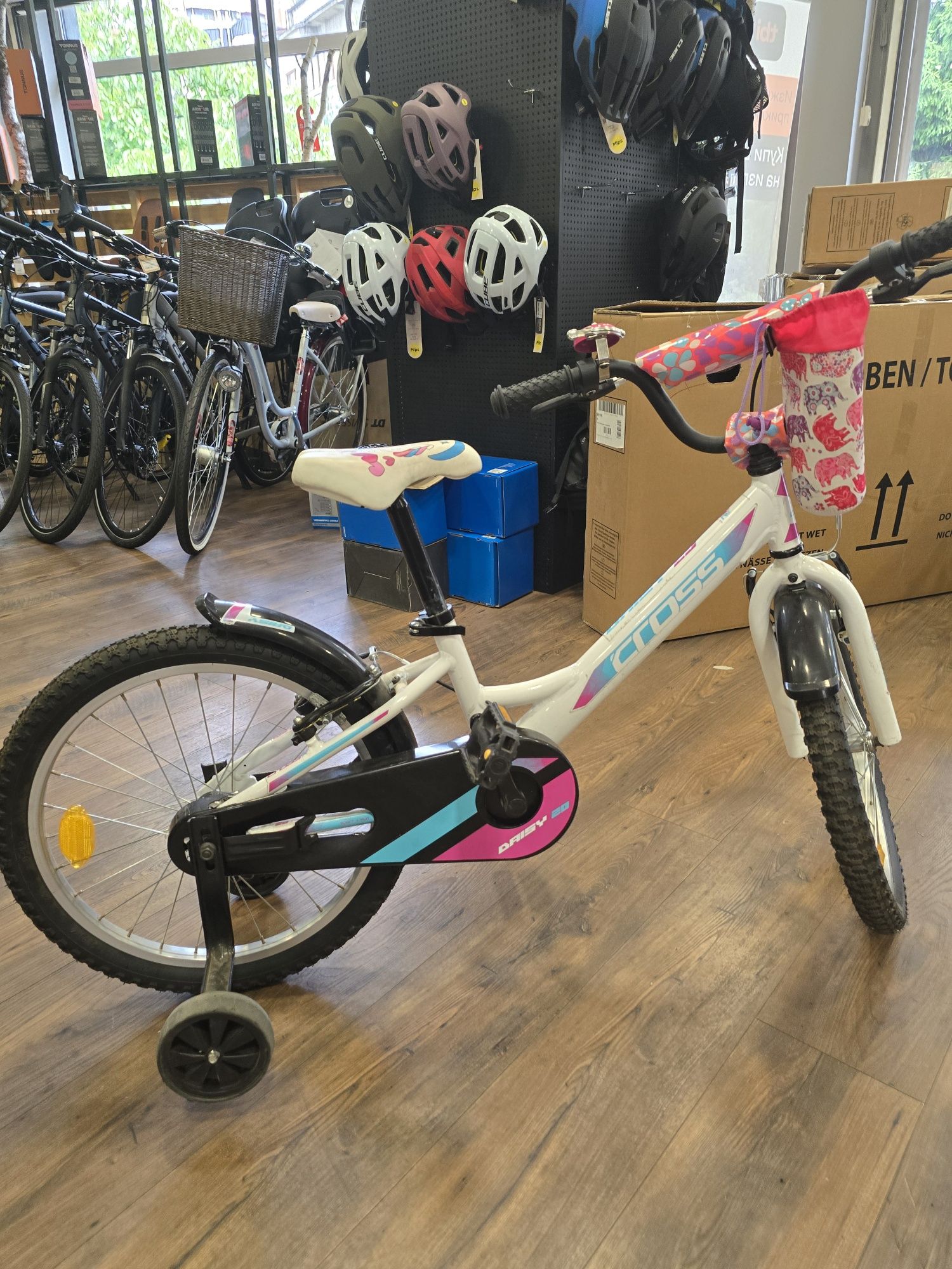 Продавам изгодно детско колело Cross Daisy 20