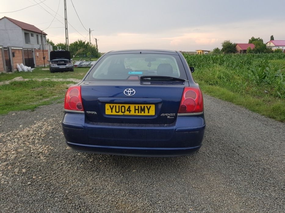 Dezmembrez Toyota Avensis 2.0 D4D 2005