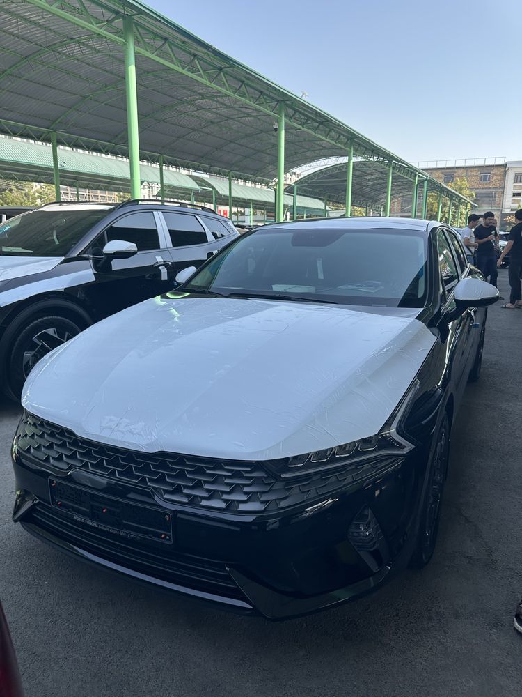 Kia K5 2024 yil mator 2 lt