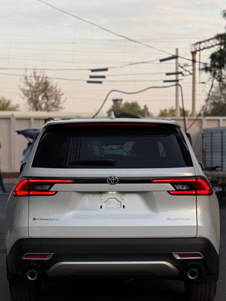 Toyota Grand Highlander Limited Hybrid Мах PLATINUM