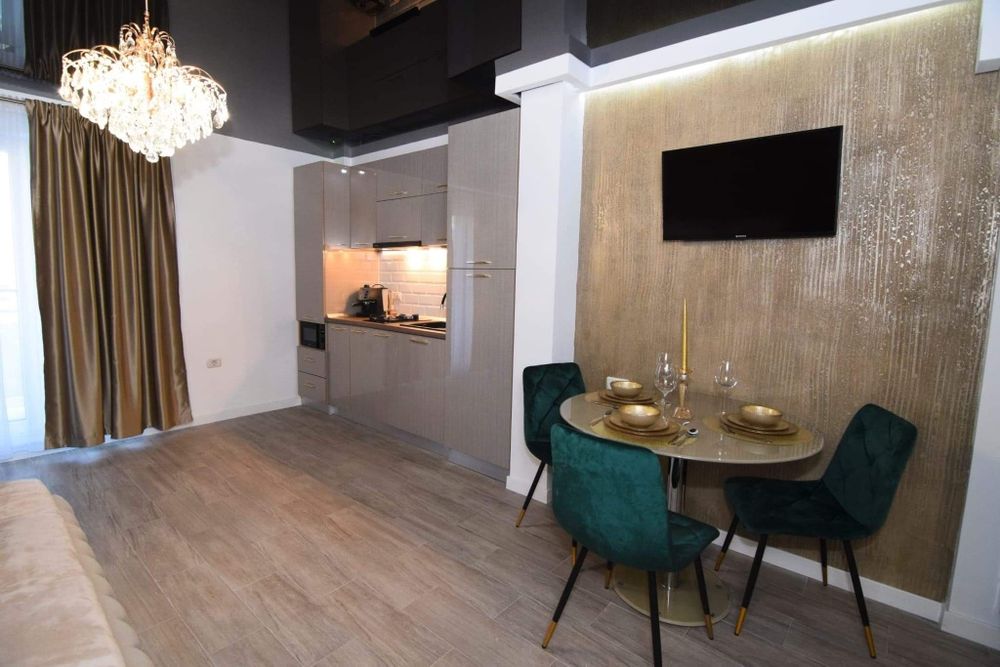 Închiriez studio Mamaia Nord