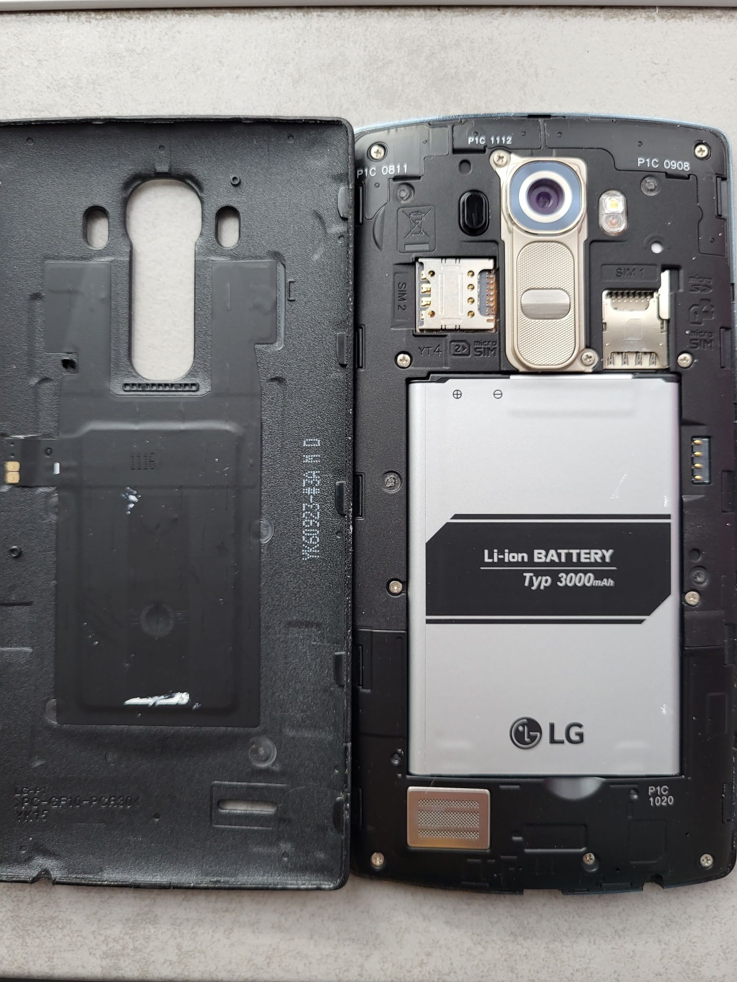 LG G4 impecabil, fara accesorii