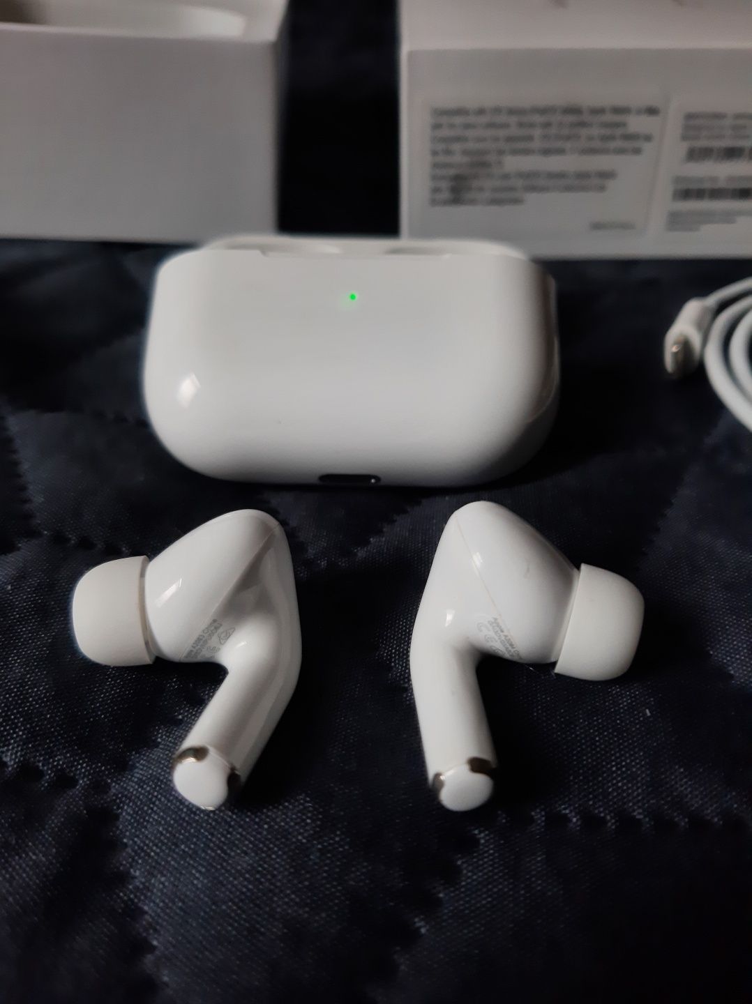 Apple AIR PODS PRO слушалки