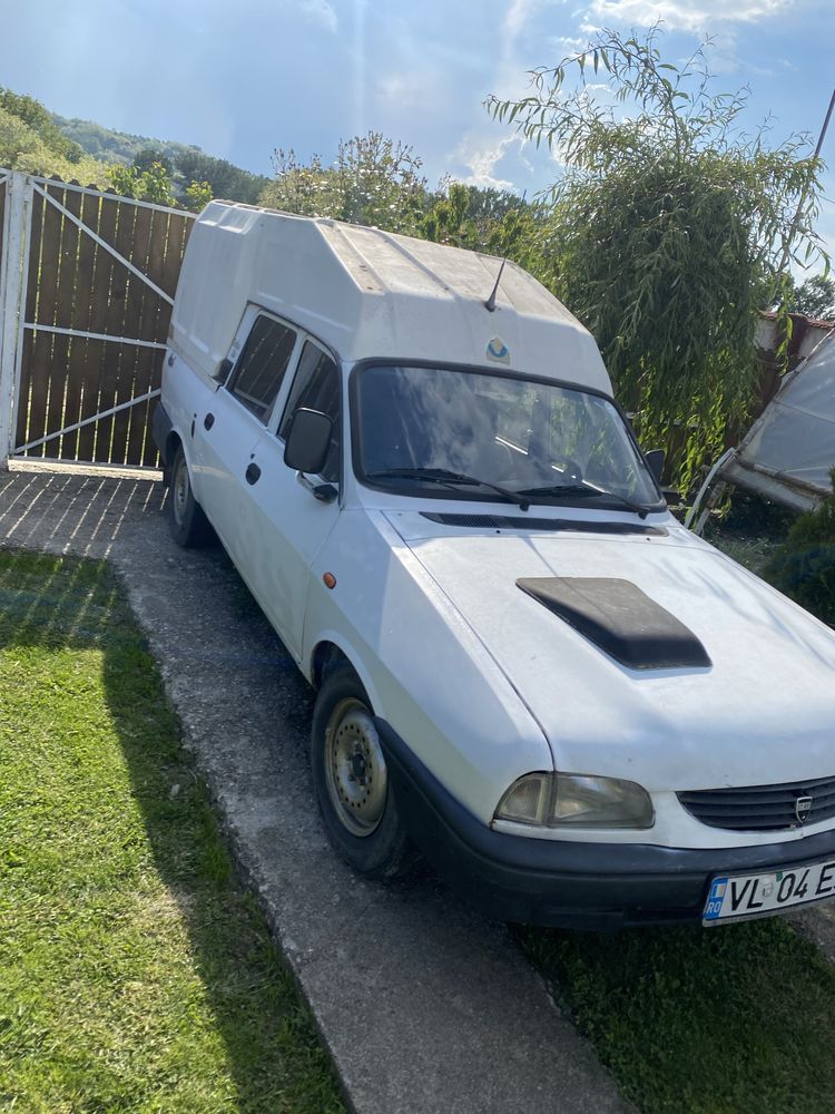 Vand dacia pick up 4x4