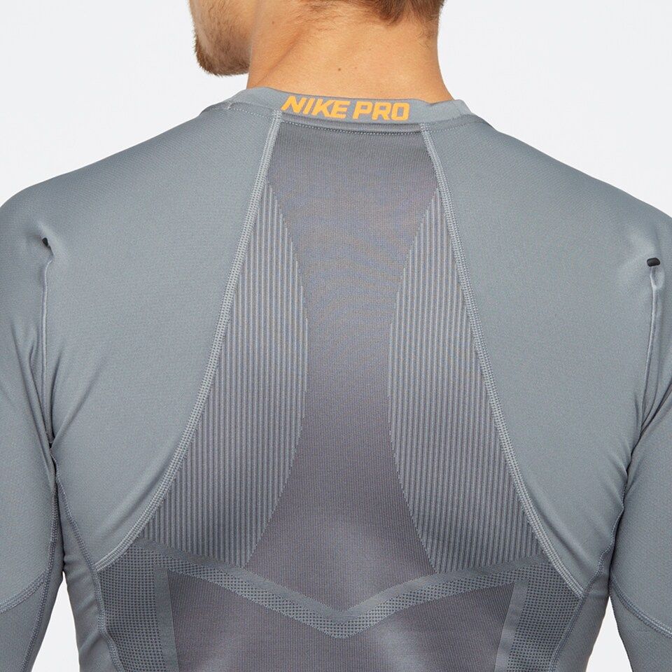 Nike Найк pro hiperwarm  и tight fit блузи