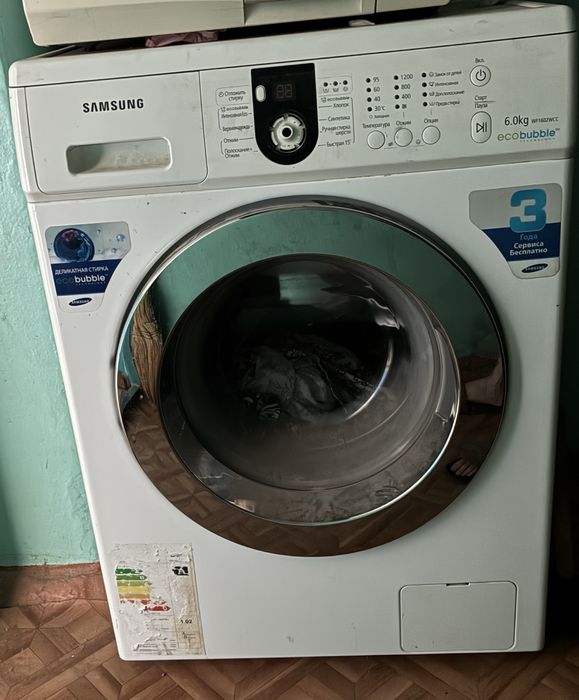 Продам на запчасти стиральную машину samsung