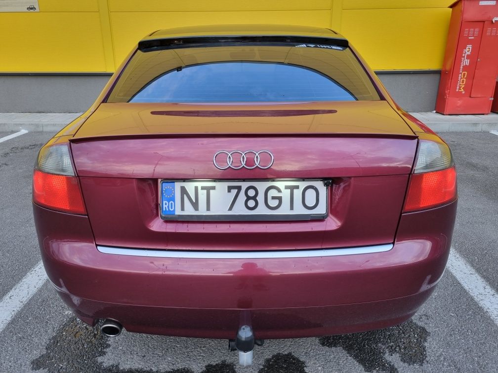 Audi A4 B6 2002 1,6  benzina ALZ