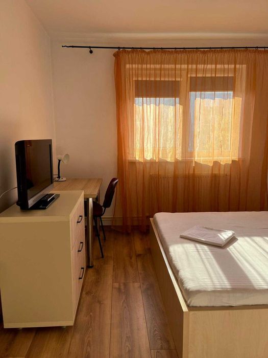 Campus , Apartament 3 camere de inchiriat