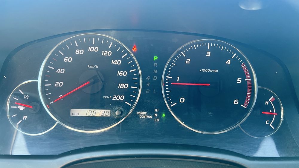 TOYOTA LAND CRUISER 3.0 D-4D 8 locuri echipare full-option