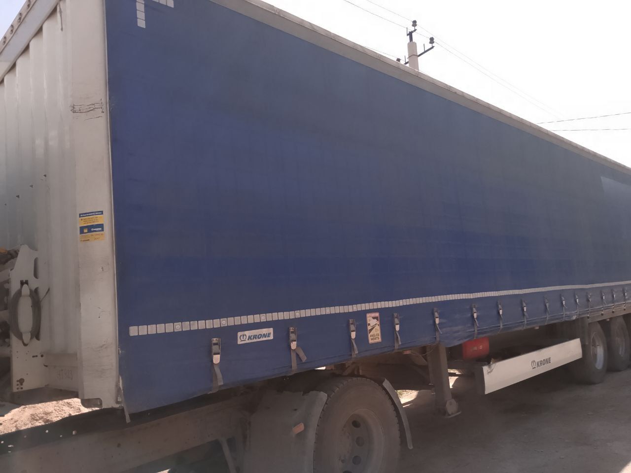 Хово A7  1 мостлик ва тент прицеп