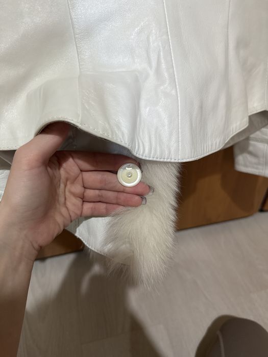 Haina de piele cu guler din blana naturala