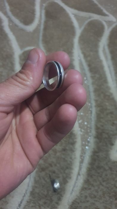 Продаю Кольцо Серебро!!!