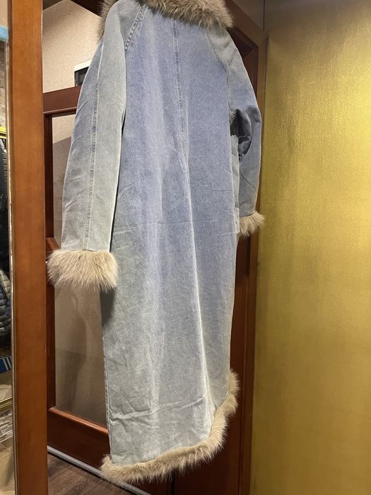 Дамско дьлго дьнково манто яке палто