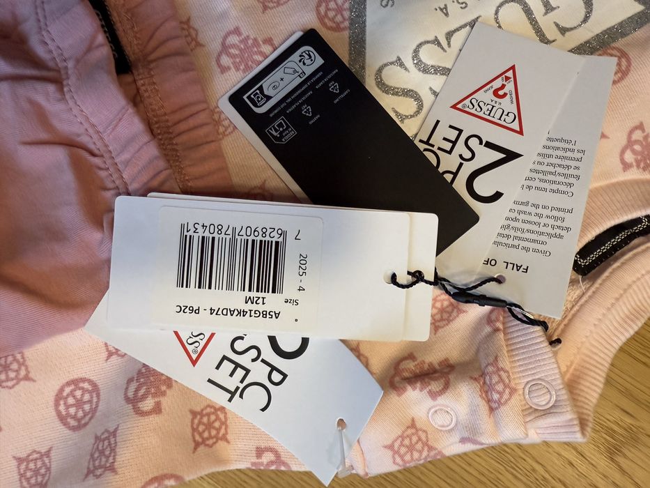 Комплект Guess за момиченце