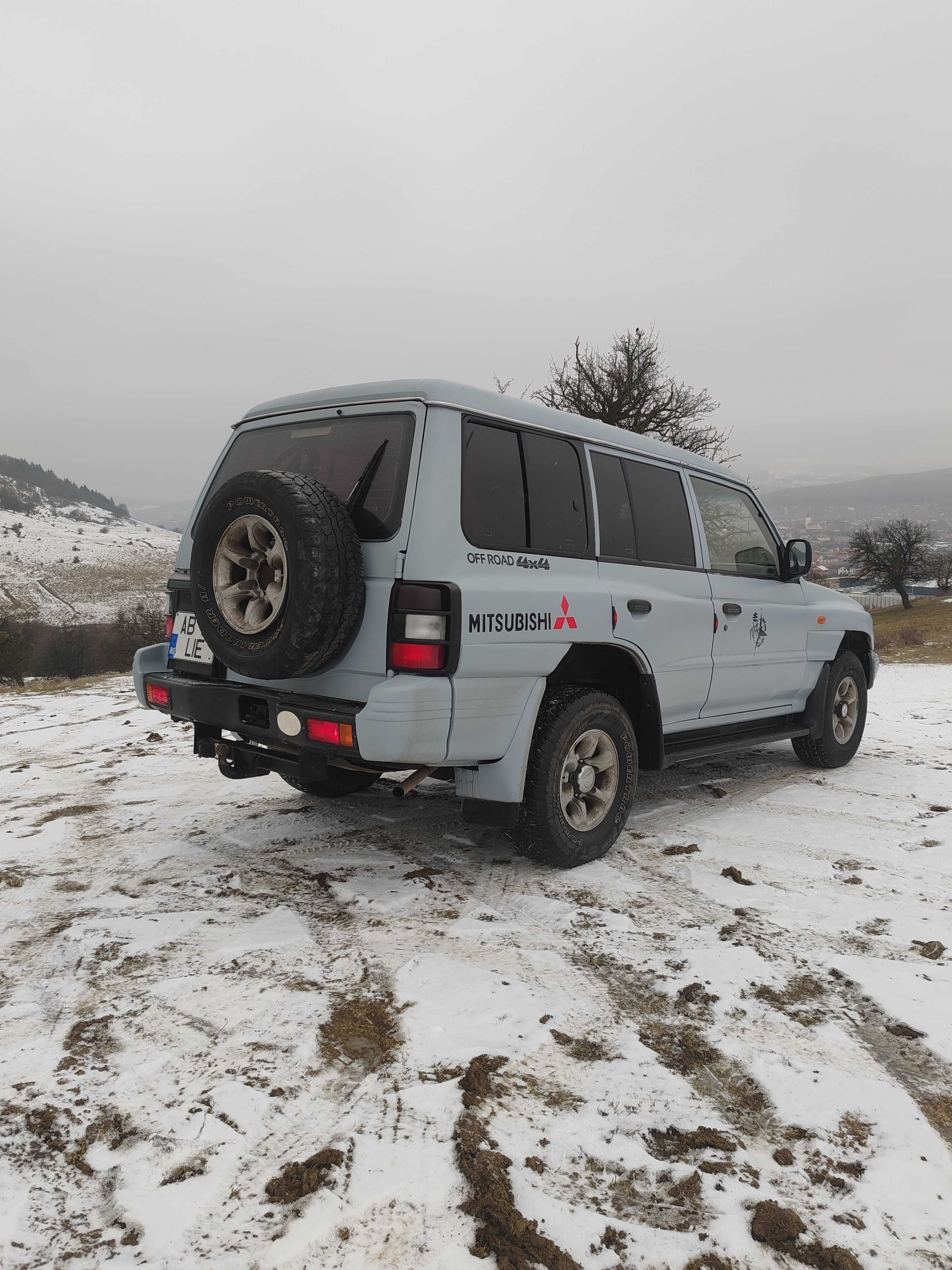 Mitsubishi pajero