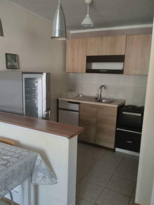 Дава се под наем Двустаен апартамент в София, Зона Б-19 - 75 кв.м за 575 € - Снимка #1