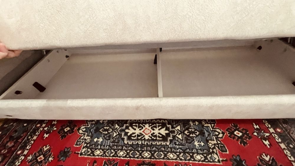 Диван  залга  Срочно