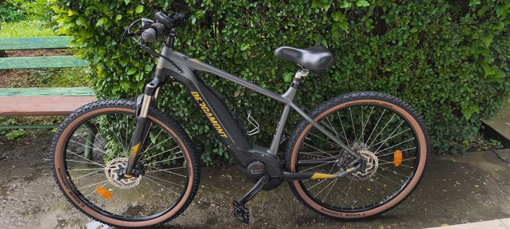 Bergamont eRevox 7 EQ bicicleta electrica Bosch Smart cu GPS aplicație