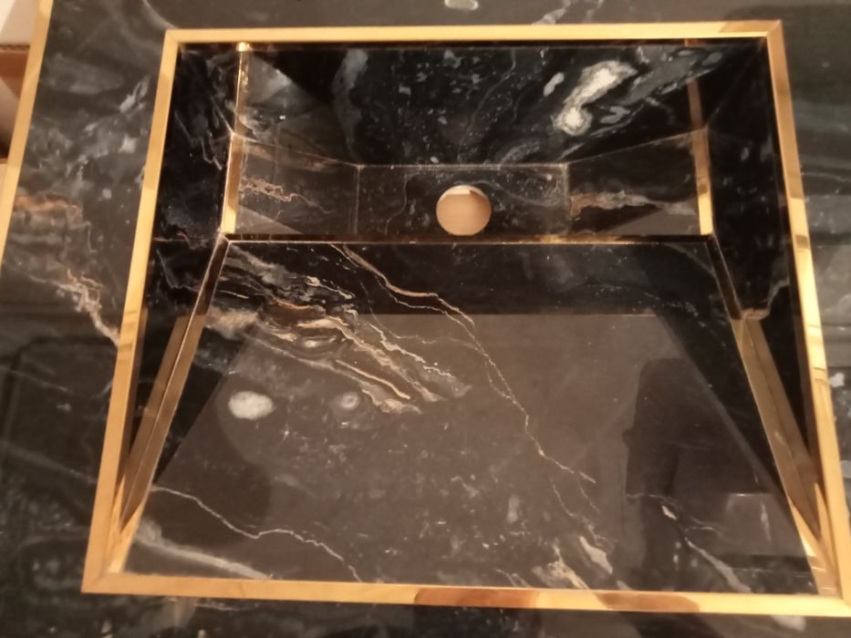 Умывальник сатылады саудасы бар 120000