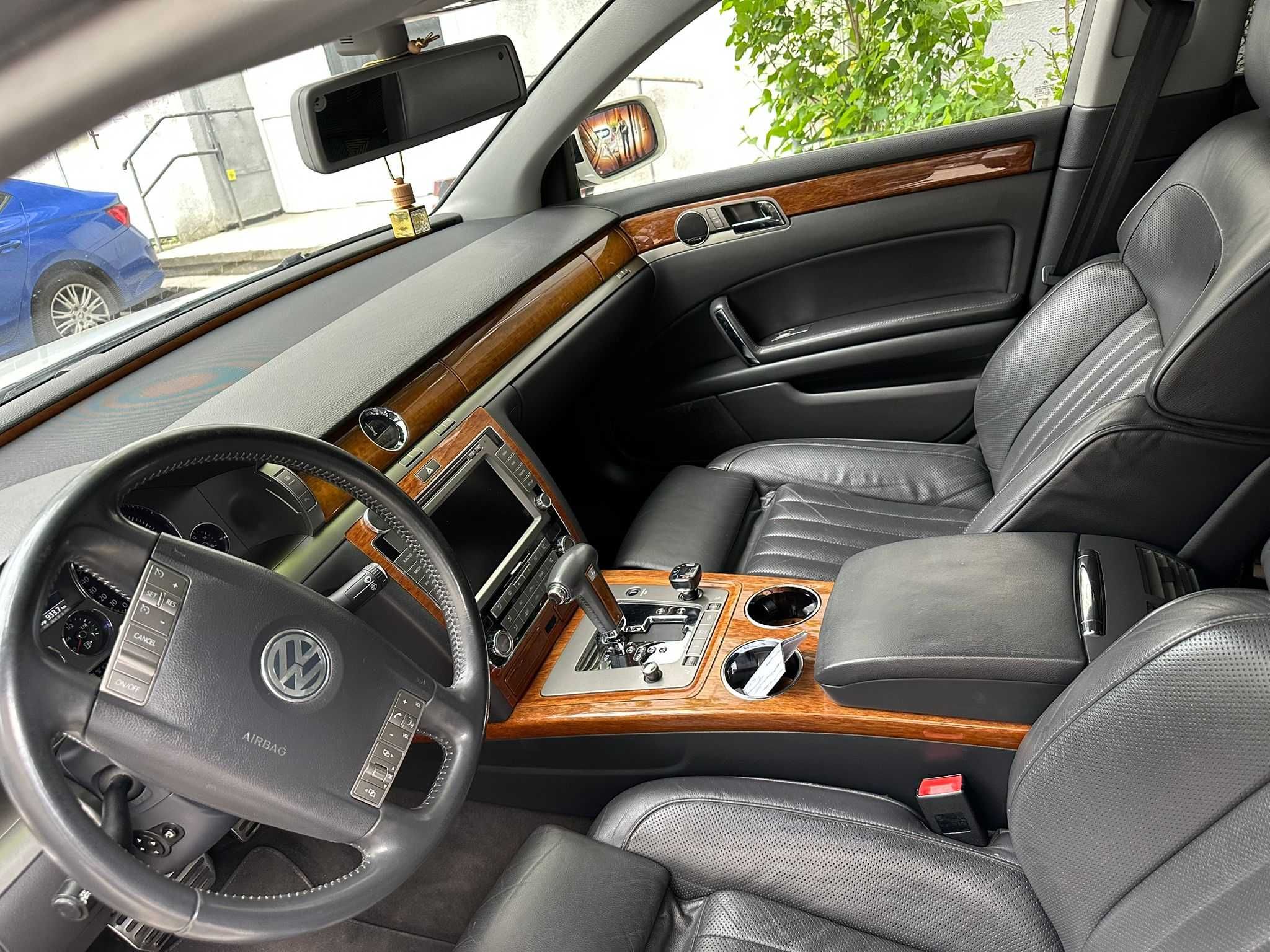 Volkswagen - Phaeton - 4 MOTION - 3.0 TDI - 2009