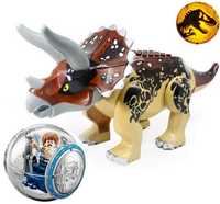 Dinozaur urias tip Lego de 30 cm: TRICERATOPS
