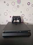 Playstation 4 Slim 1TB putin folosit