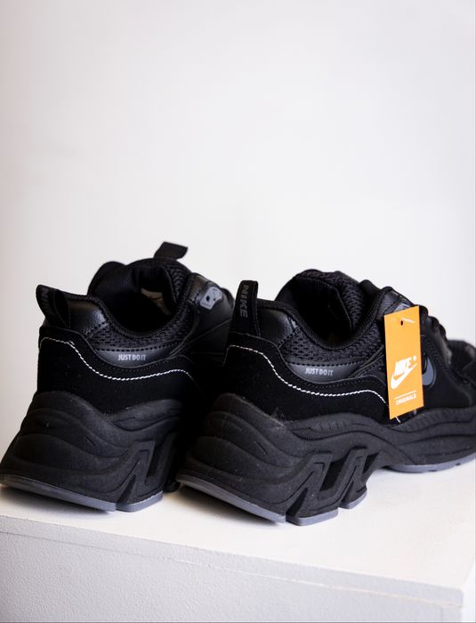 Дамски маратонки Nike