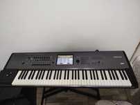 Korg kronos 1.  (73clape)