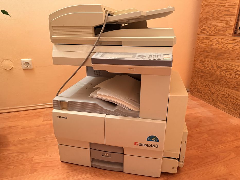 Imprimanta multicolor profesionala Toshiba EStudio 160