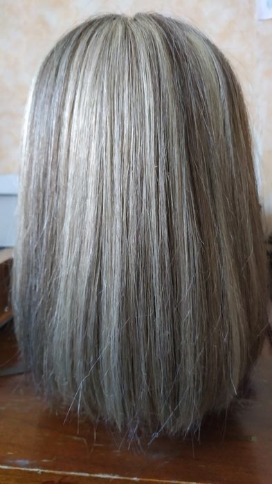 Парик в отличном состоянии