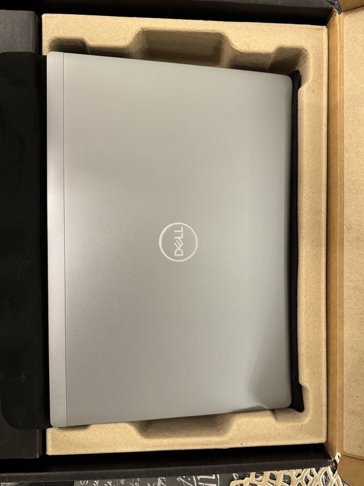 Laptop DELL Latitude 7440, i7 gen 13 touch screen - NOU in cutie