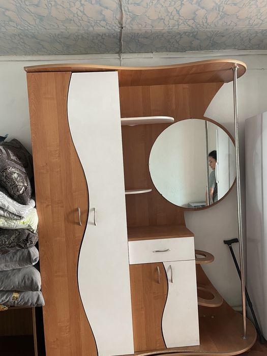 Продам прихожку б/у в хор состоянии