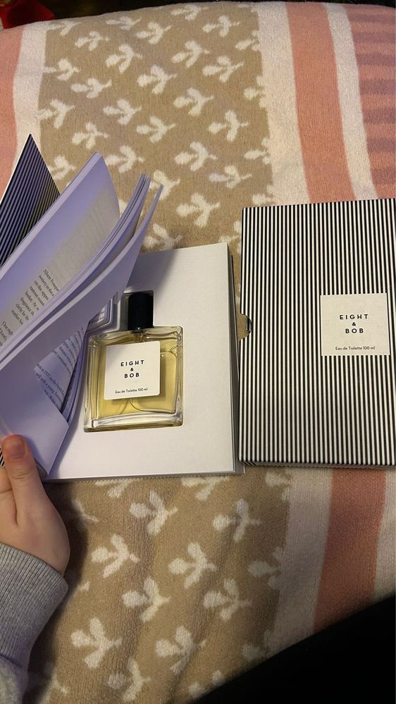 Parfum Eight and Bob