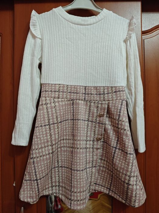 Детски коледни рокли подходящи за фотосесия 4 / 5 / 6  / 7 / 8 години