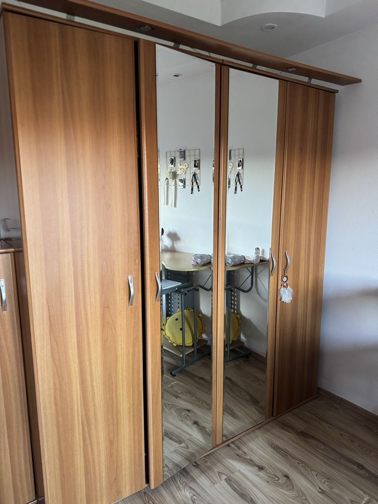 corpuri mobilier