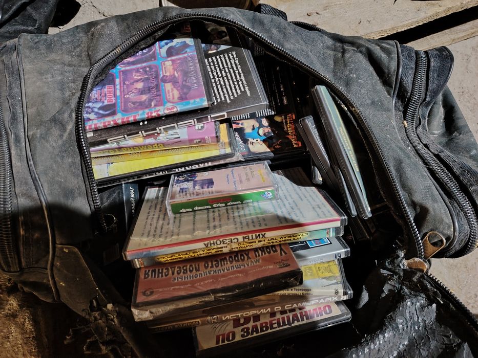 Новые ДВД диски с фильмами, СД диски, новые с музыкой.