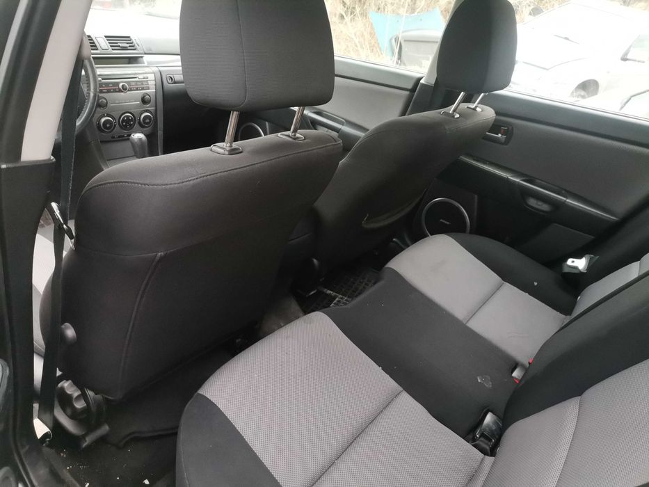 Продавам Mazda 3/Мазда 3 2.0 дизел-143 коня на части.