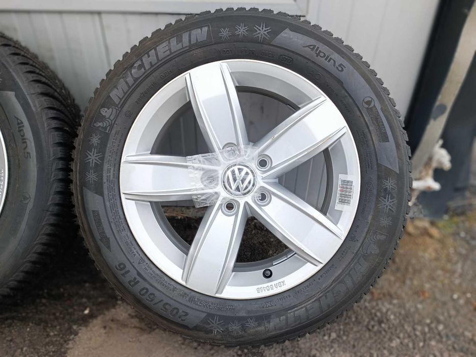 Нови ОРИГИНАЛНИ джанти 16 цола 5 112 за VW Audi+ Зимни гуми Michelin