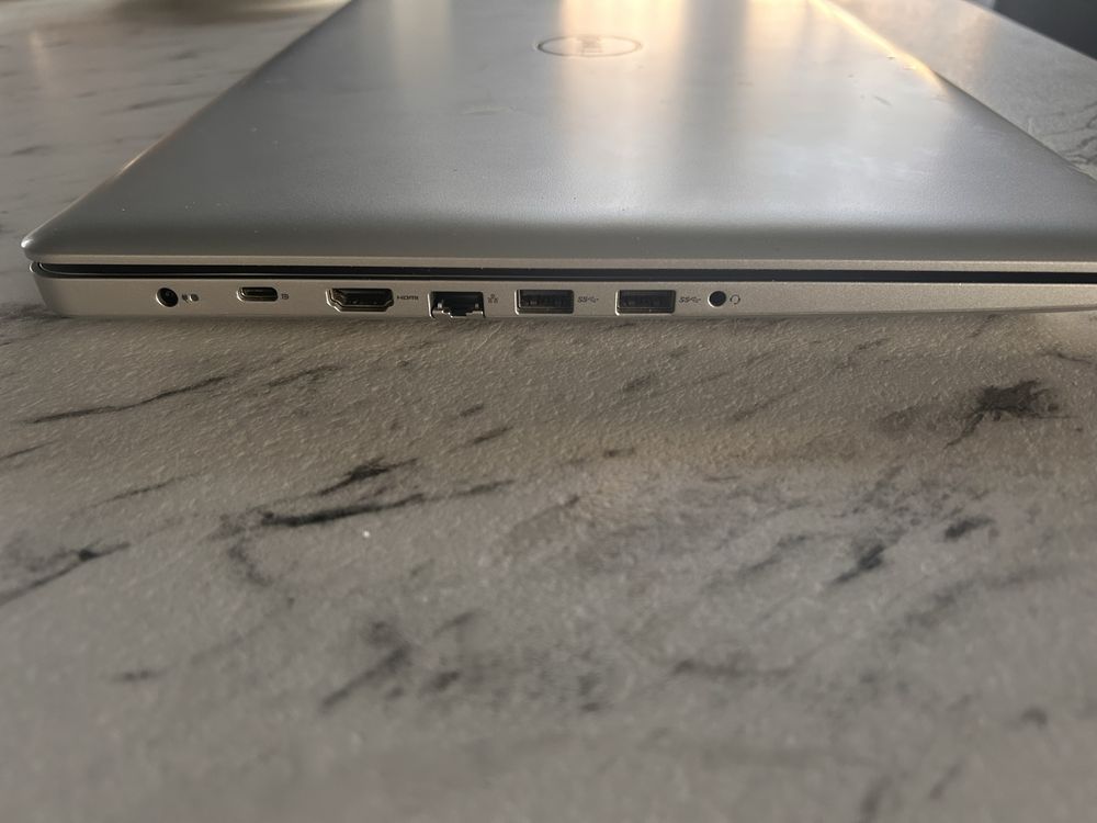 Laptop Dell  17 Inspiron 5770