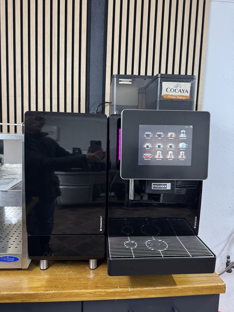 Espressor/ Aparat automat de cafea profesional Franke A600