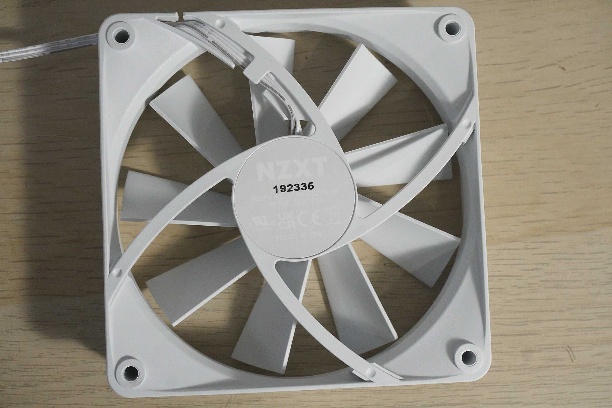 4бр 120mm NZXT fans white бели / 3pin (вкл ДДС)