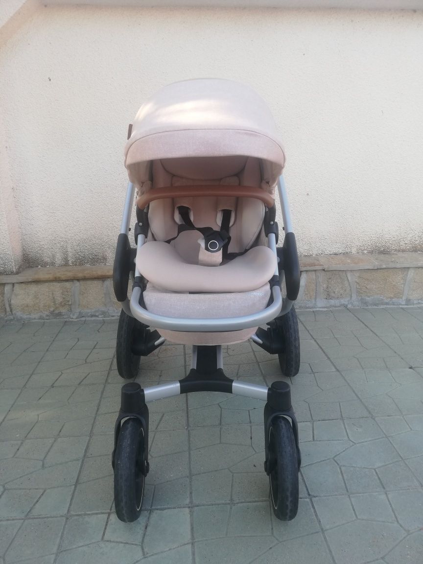 Детска количка и кошче за кола MAXI COSI