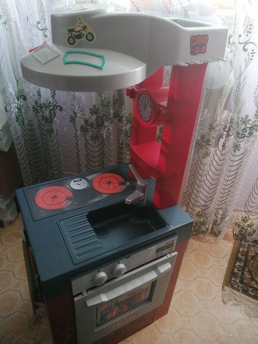 Bucătărie de jucărie, cadoul perfect