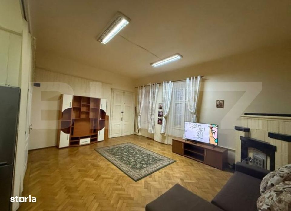 Apartament ultracentral de 2 camere, 80 mp utili, la poalele Cetatii M